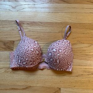 Victoria’s Secret incredible bra